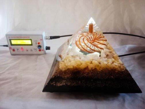 Piramide Cheope Light Scalar 1 con generatore di frequenze